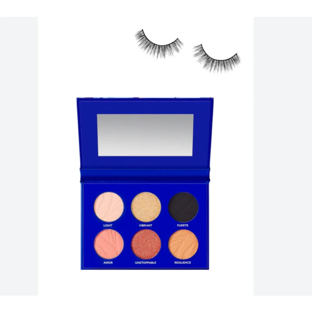 Tresluce Beauty I am SIempre DIvina Set Shadow‎ Palette & Lashes